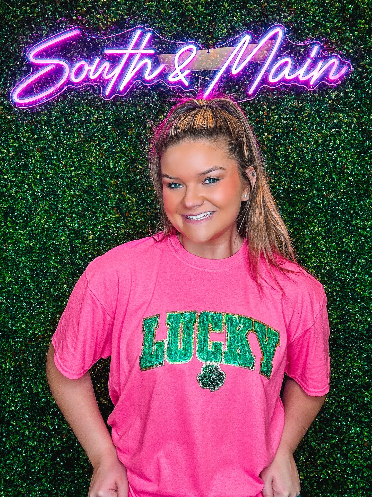 LUCKY Marbled Chenille T-Shirt - Bright Pink