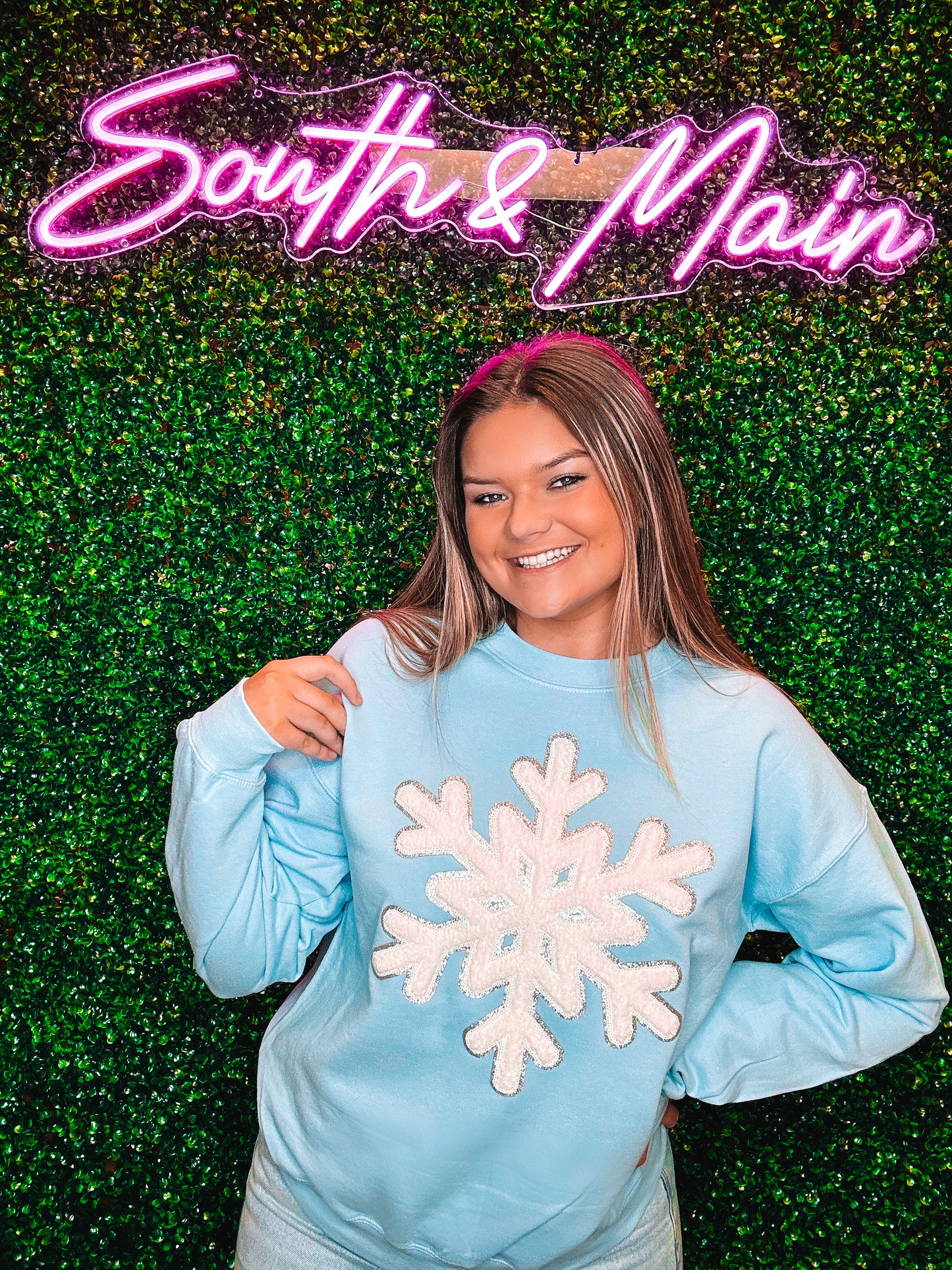 Snowflake Chenille Sweatshirt - Light Blue