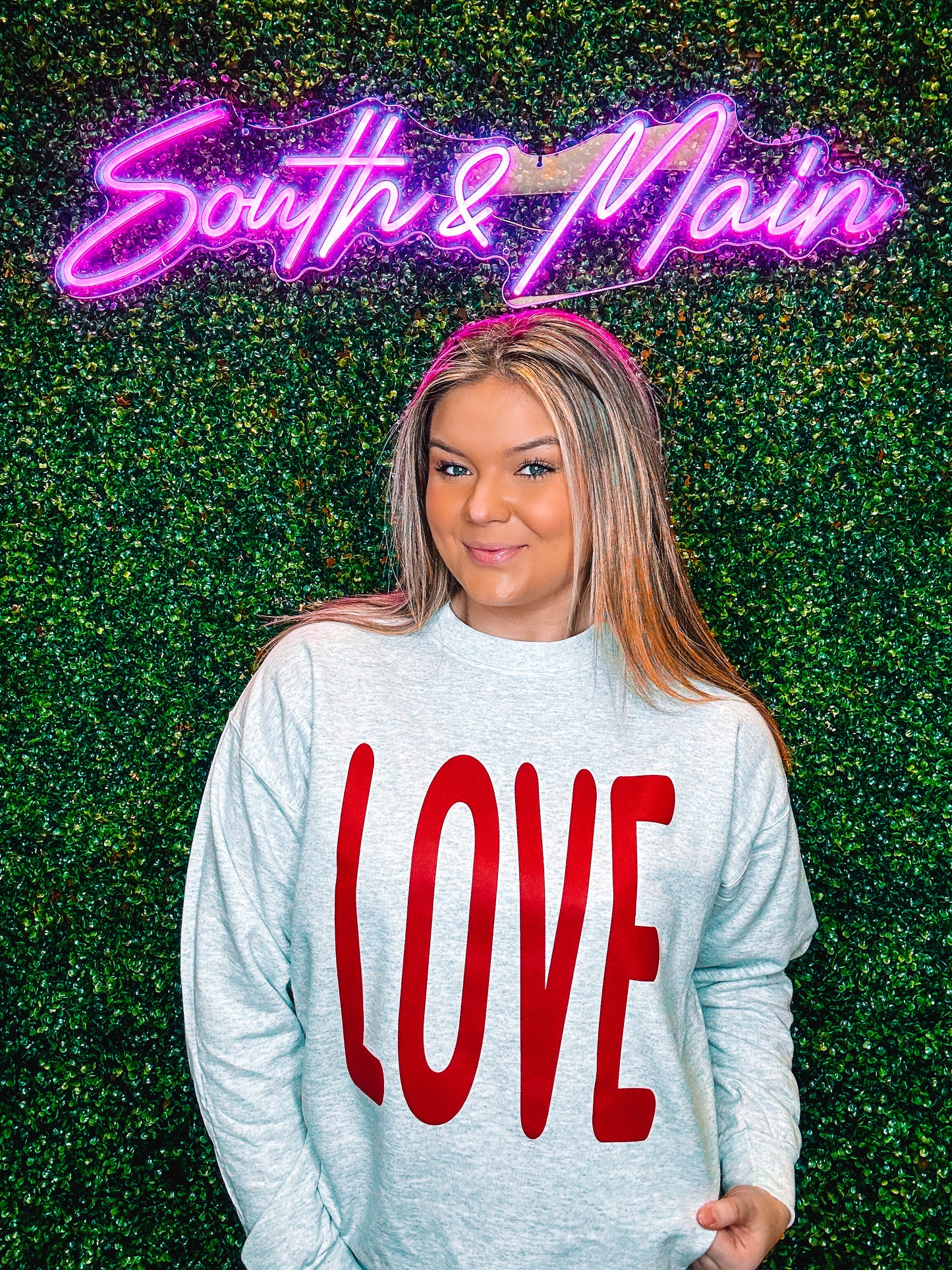 Endless LOVE Sweatshirt