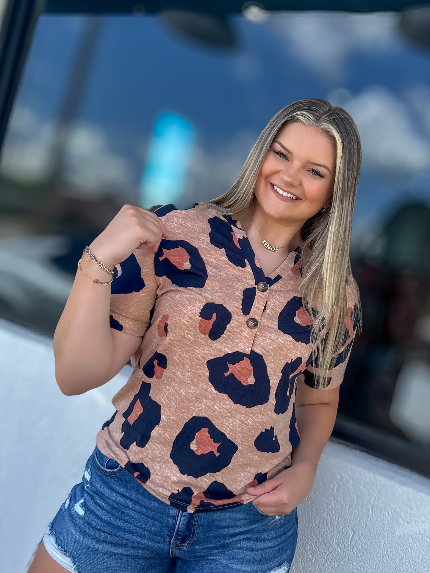 Leopard V-Neck Short Sleeve Top