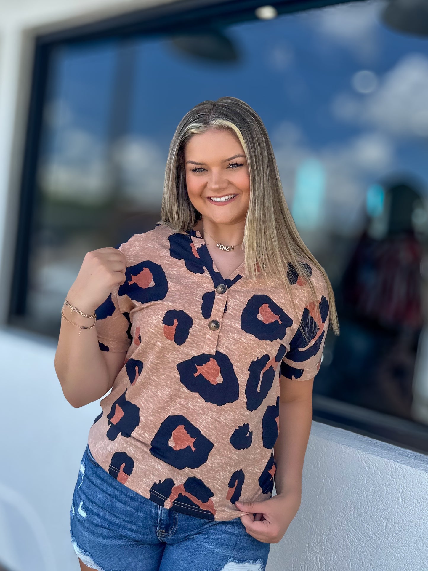 Leopard V-Neck Short Sleeve Top
