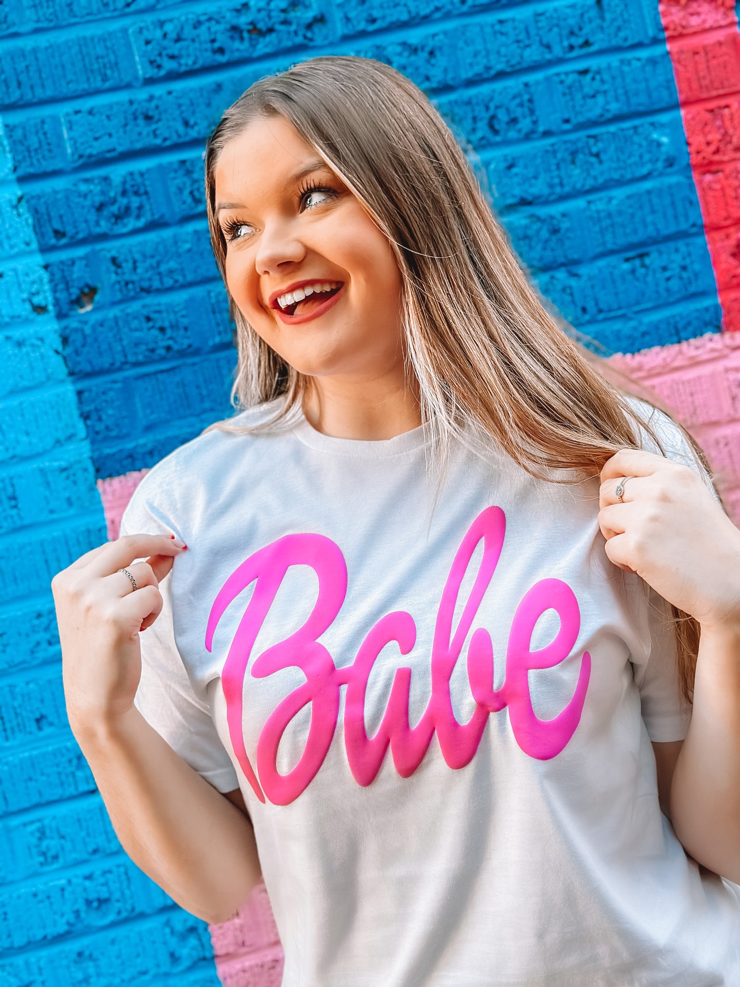 White T-Shirt w/ Hot Pink BABE Puff
