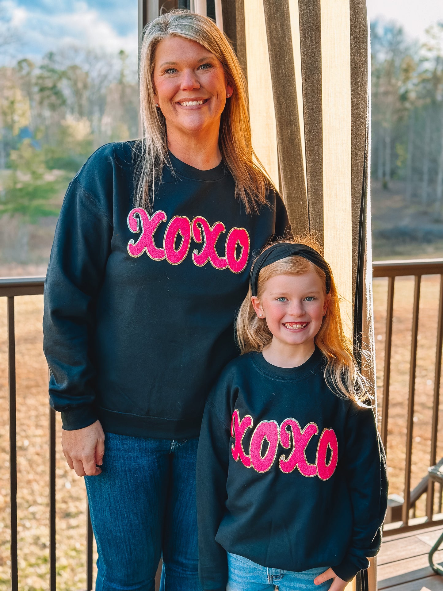 Black Sweatshirt w/ Hot Pink XOXO - 2T-Adult 3XL