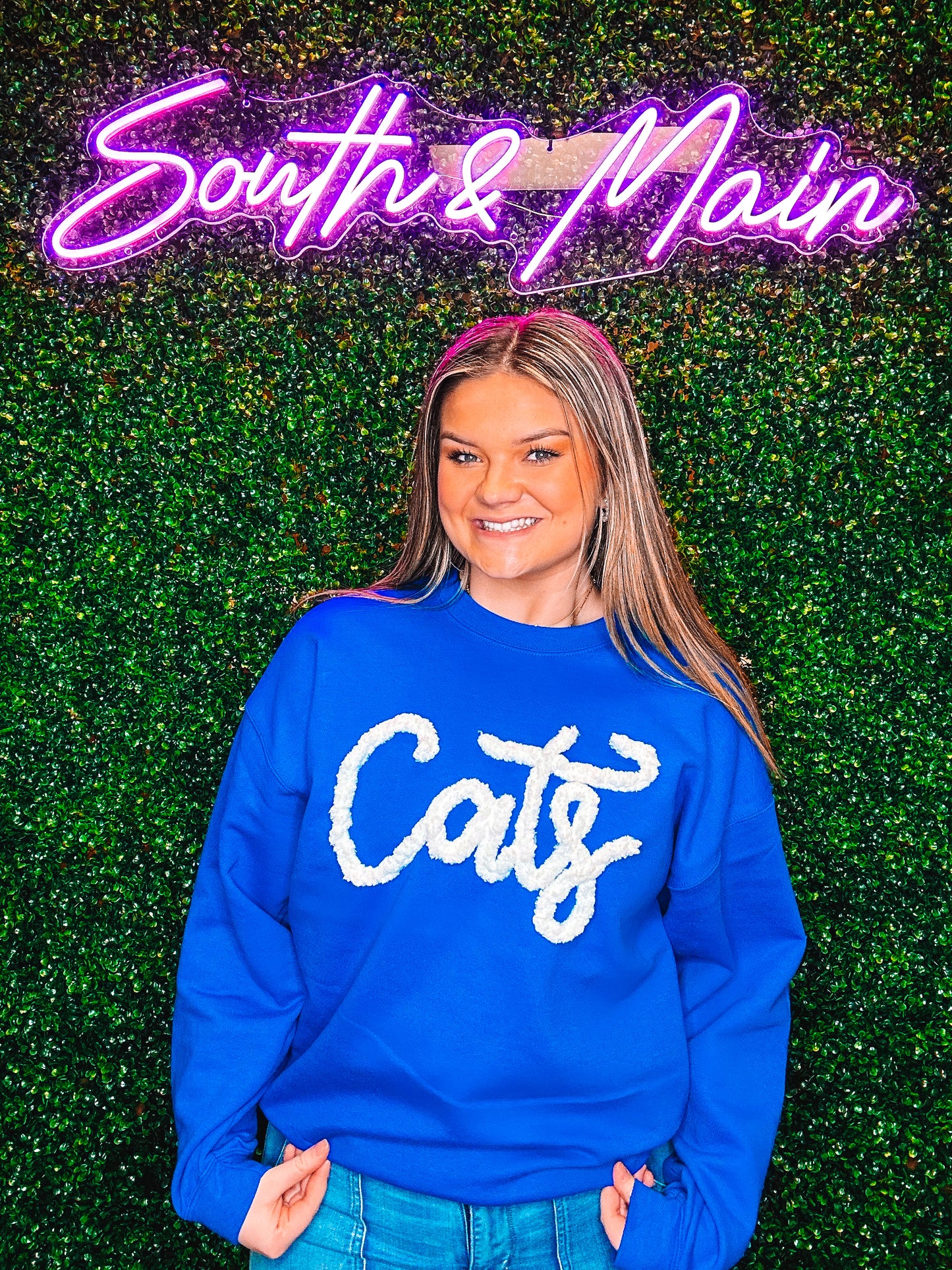 Cats Yarn Sweatshirt - Royal Blue