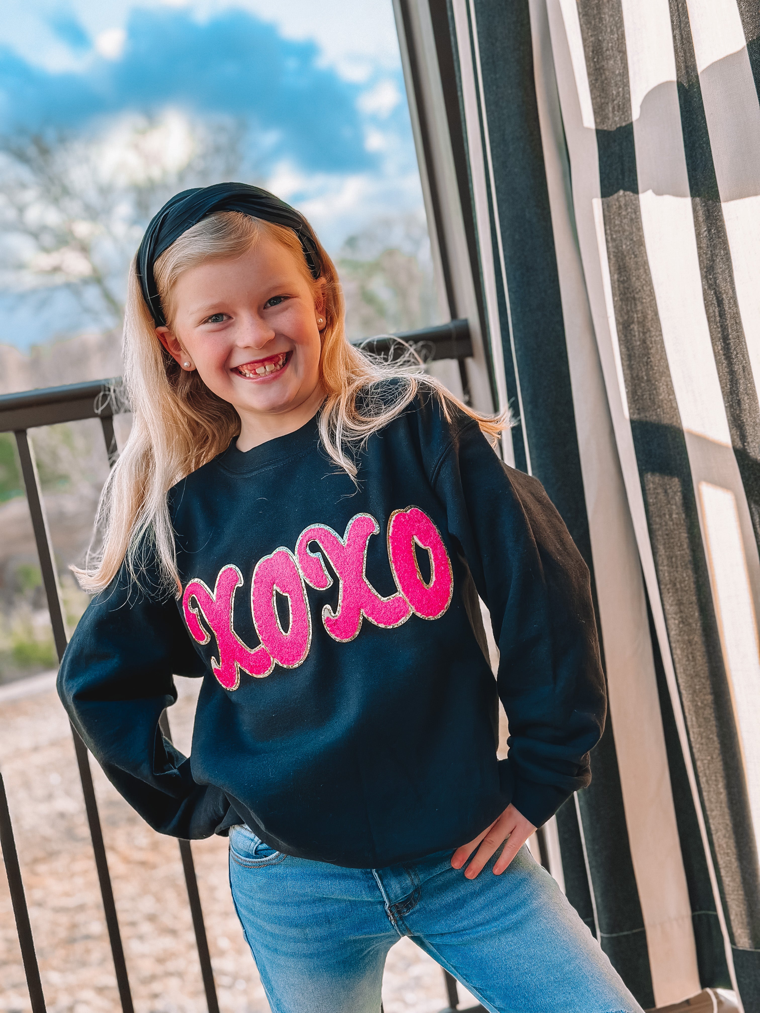 2t 2024 black sweatshirt